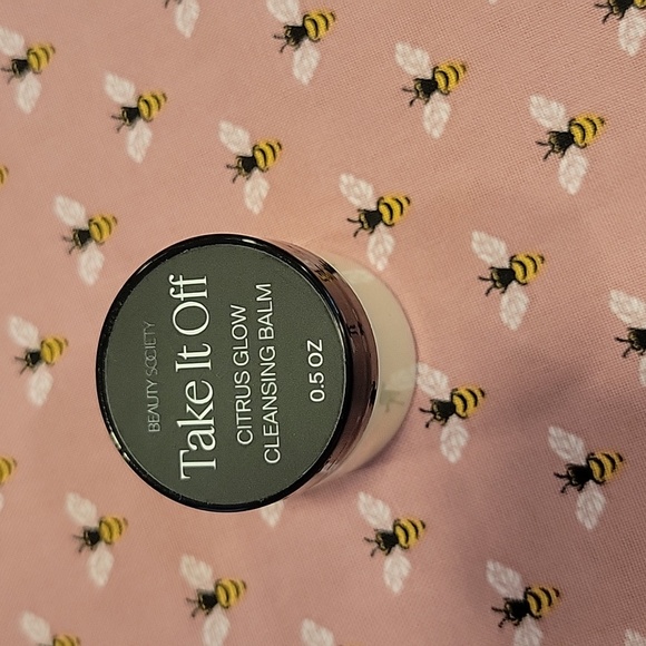 Beauty Society Travel Skincare - 8 Total Items - Picture 10 of 16